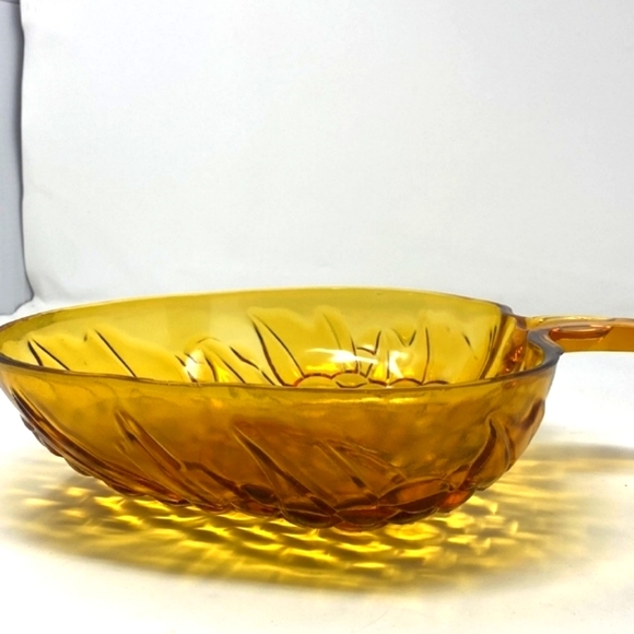 Vintage Amber Indiana Glass Grape Large Bowl - Picture 3 of 4